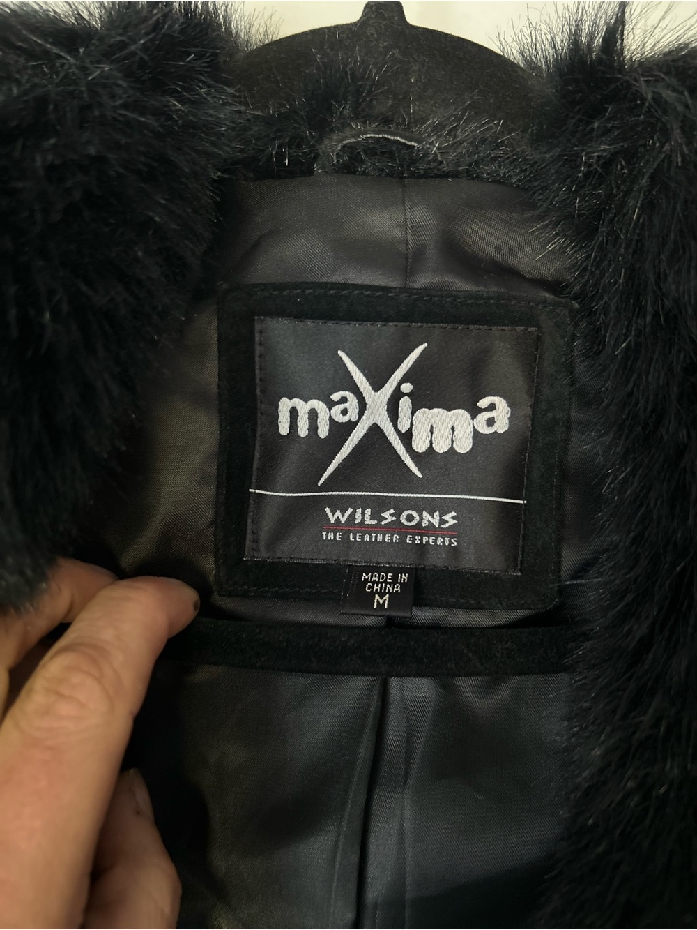 Wilsons Maxima Black Leather Jacket Faux Fur Trim Women’s M - Picture 3 of 4